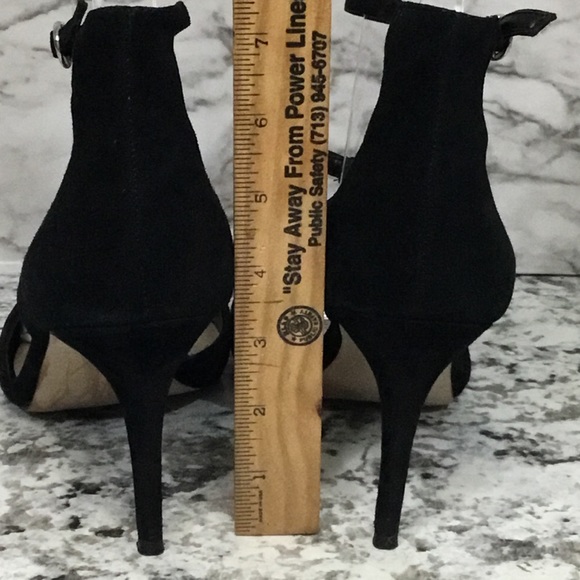 Ann Taylor Suede Heels Pumps - Picture 11 of 12